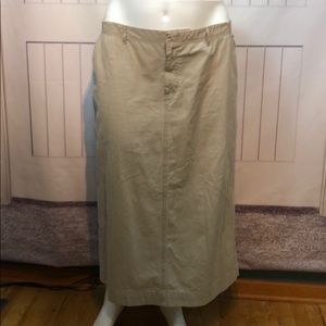 OLD NAVY  CACHIE SKIRT W FRONT/BACK POCKET 20